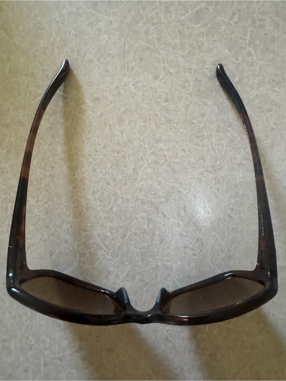 Oakley Women's Oversized Brown Sunglasses with White Case - Picture 4 of 5